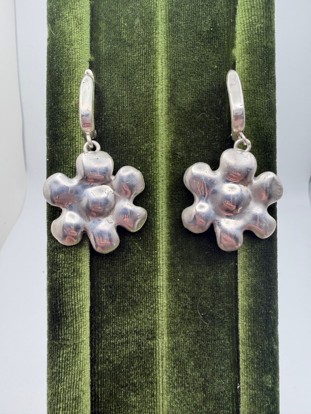 orit schatzman 3-d puffed flower dangle earrings 925 pierced